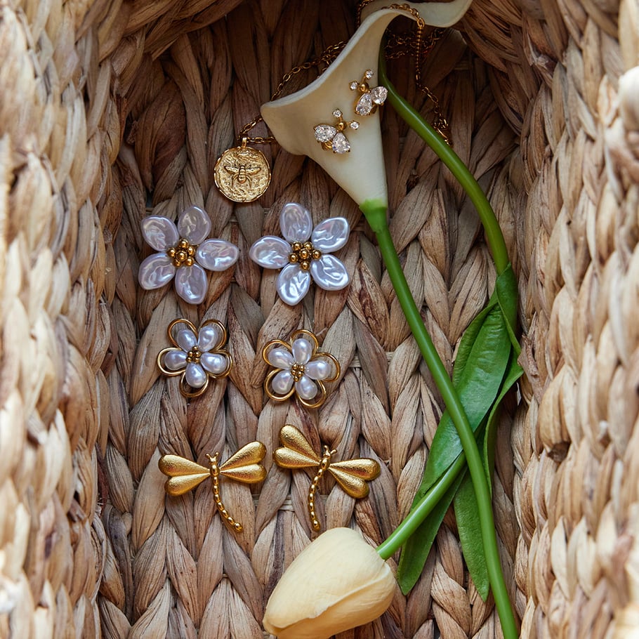 1 par de hermosos pendientes de botón de libélula de acero inoxidable color dorado para mujer Imagen7