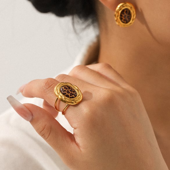 1 Pair Simple  Daily Leopard Print Stainless Steel   Gold Color  Women's Stud Earrings 2