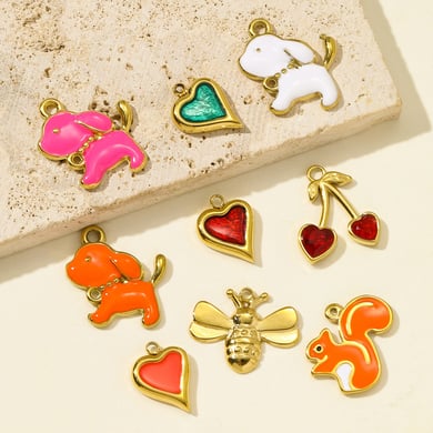 1 colgante de acero inoxidable dorado con diseño de cachorro vívido para mujer h5 Imagen3