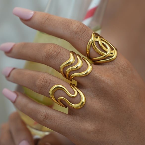 1 Stück einfache Retro unregelmäßige Form Edelstahl Gold Farbe Damen Statement Ringe