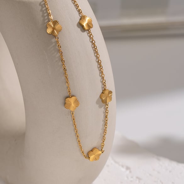 Collier avec pendentif en forme de fleur romantique en acier inoxydable couleur or, 1 pièce 2