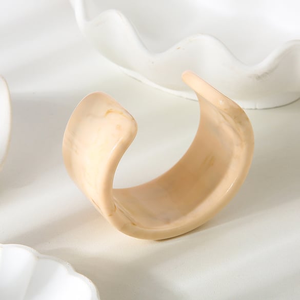 1 Piece Simple Gradient Color Resin Women's Cuff Bracelets