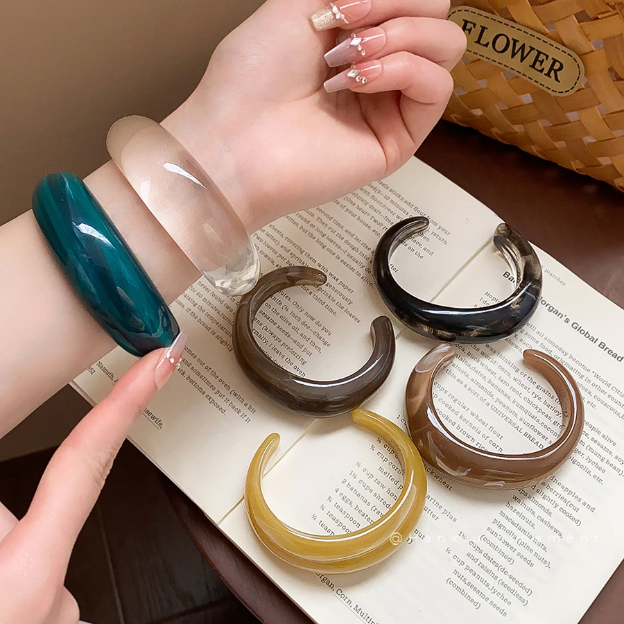 1 Piece Gradient Color Acrylic Cuff Bracelet h5Picture3