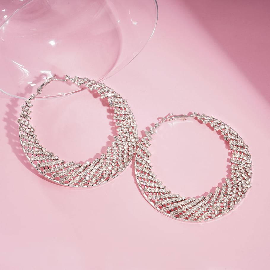 1 Pair Festive Series Circle Alloy Hoop Earrings Picture2