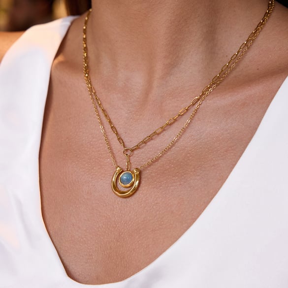 1 Piece Classic Blue Resin Circle Stainless Steel Gold Color Women's Pendant Necklaces 2
