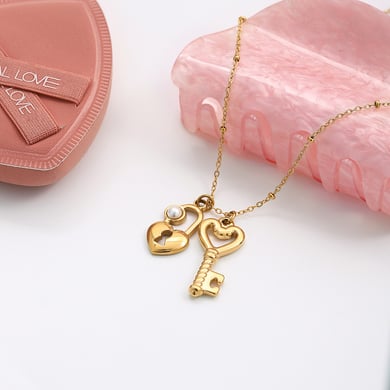 1 Piece Sweet Heart Key&Lock Stainless Steel Gold Color Women's Pendant Necklaces h5 Picture3