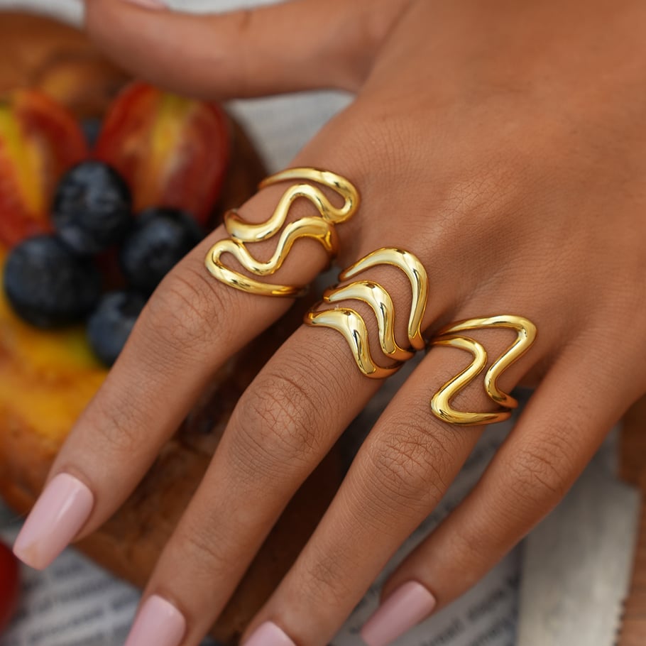 1 pezzo semplice anello da donna in acciaio inossidabile color oro dalla forma irregolare, adatto a tutti i giorni Immagine2