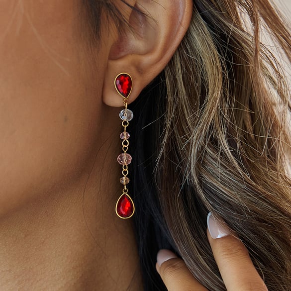 1 Paar luxuriöse rote Tropfen-Ohrringe aus Edelstahl in Goldfarbe für Damen 2