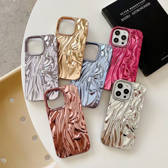 Iphone17 Dreidimensionale, plissierte, weiche Handyhülle 2