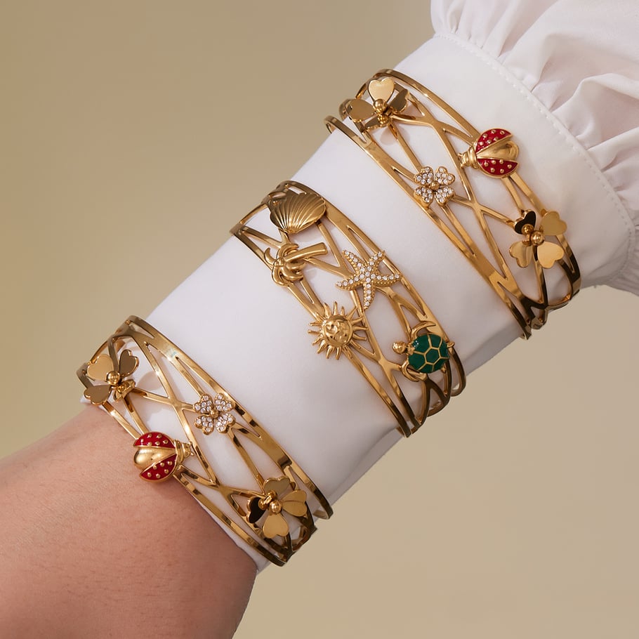 1 Piece Luxurious Ladybird Stainless Steel Gold Color Zircon Women's Cuff Bracelets Picture3