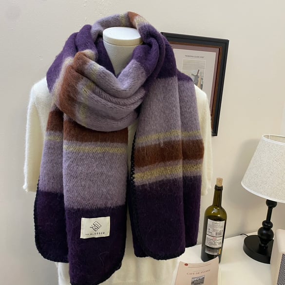 1 Piece Soft Plaid Pattern Polyester Winter Scarf 2