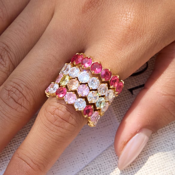 Anillo de acero inoxidable con circonitas de color dorado y círculo brillante para mujer, 1 pieza 2