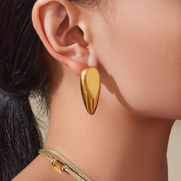 Set di gioielli da donna moderni in acciaio inossidabile color oro dalla forma irregolare