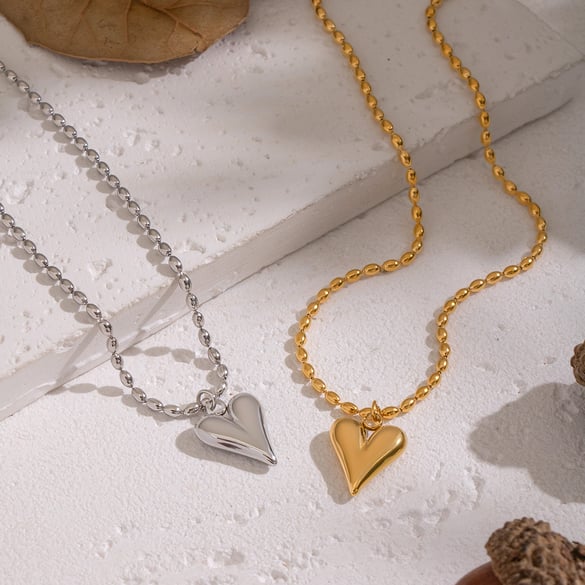 Collier pendentif en forme de cœur en acier inoxydable couleur or, 1 pièce