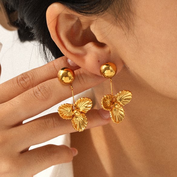 1 Pair Flower Stainless Steel Gold Color Dangle Earrings 2