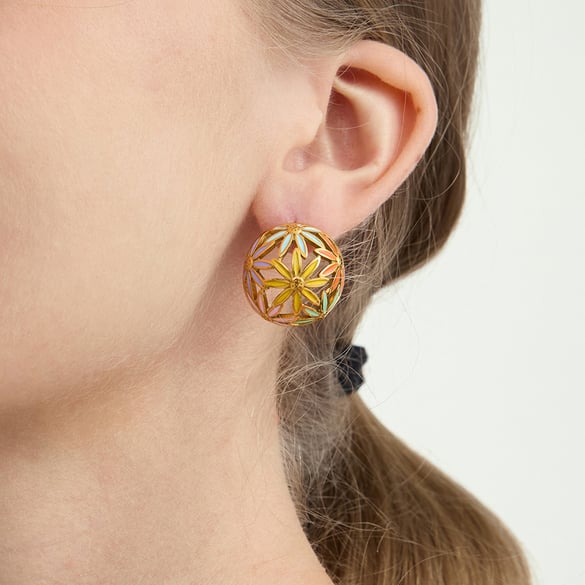 1 paio di orecchini a bottone da donna in acciaio inossidabile color oro con fiore glamour 2