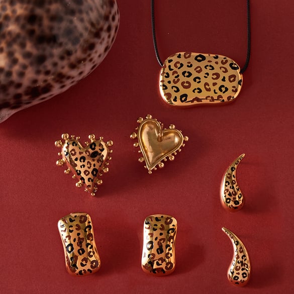 Stylish Leopard Print Stainless Steel Gold Color Women's Jewelry Sets 2