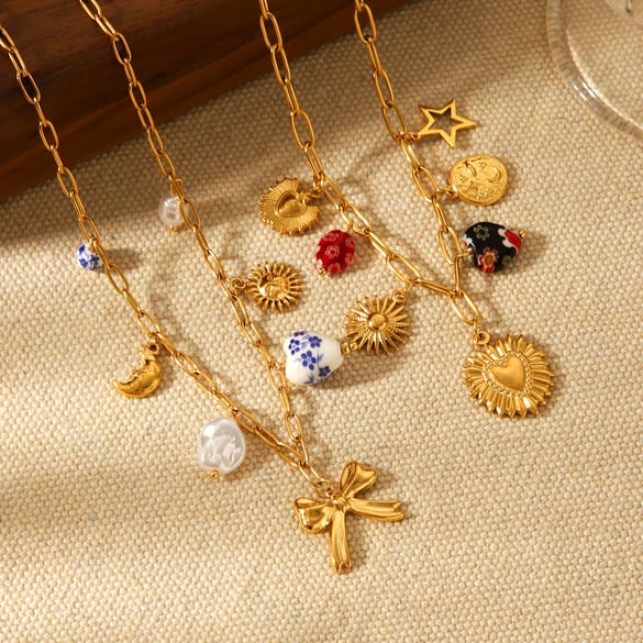 1 Piece Retro Heart Stainless Steel Gold Color Pendant Necklace