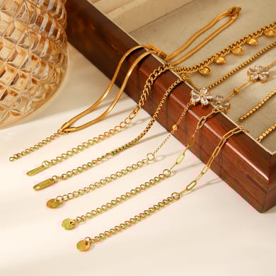 Braccialetto elegante in acciaio inossidabile color oro con zirconi e ciondolo 1 pezzo h5 Immagine5