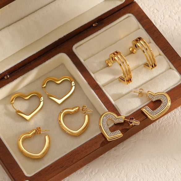 1 Pair Heart Stainless Steel Gold Color Hoop Earrings 2