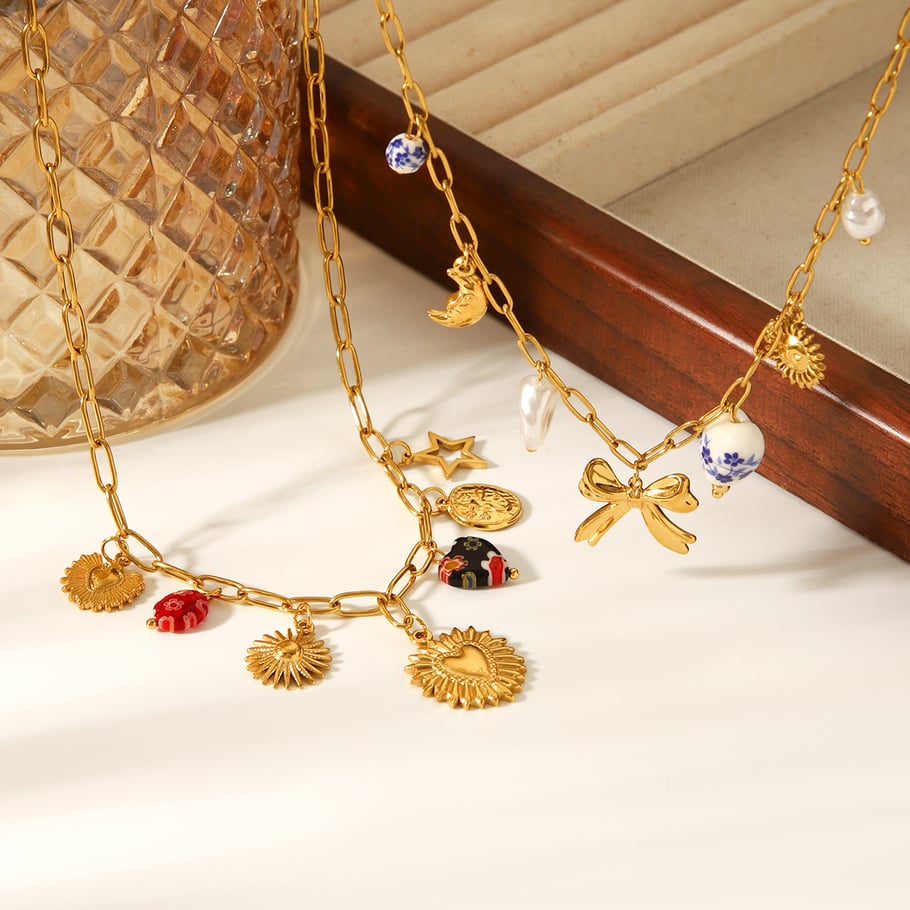 1 Piece Retro Heart Stainless Steel Gold Color Pendant Necklace h5Picture5