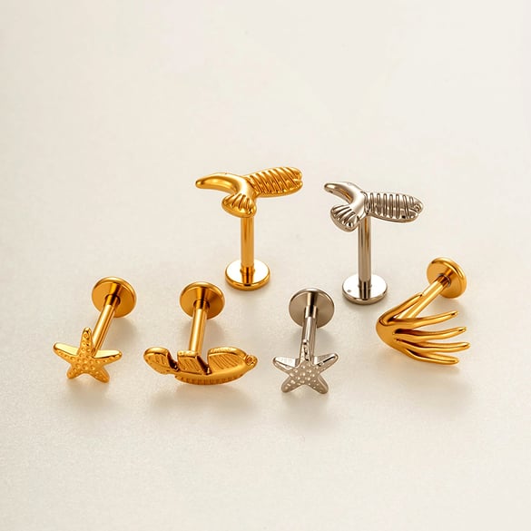 1 Piece Leaf Shape Titanium Alloy Gold Color Zircon Piercing Earring 2
