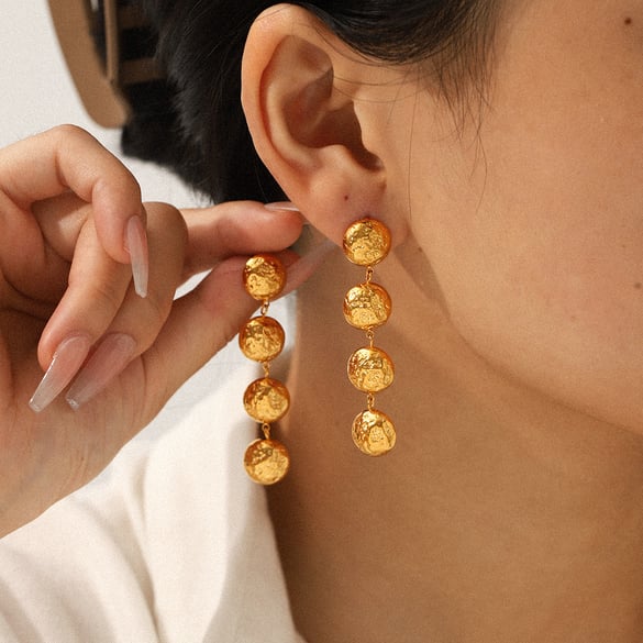 1 Pair Hammer Pattern Spherical Tassel Stainless Steel Gold Color Dangle Earrings 2