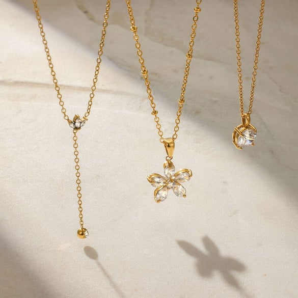 1 Stück anspruchsvolle Blume Edelstahl Gold Farbe Zirkon Damen Anhänger Halsketten 2