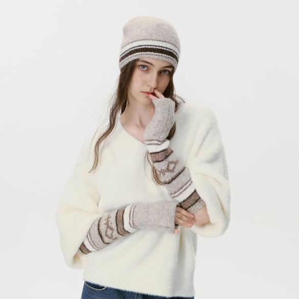 Retro Patchwork Strip Rayon Sleeve Covers & Knitted Hat
