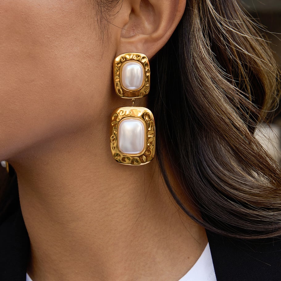 1 paio di splendidi orecchini pendenti rettangolari in acciaio inossidabile color oro da donna Immagine4