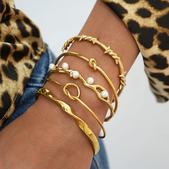 1 Piece Simple  Elegant Twist Stainless Steel  Gold Color Women's Bangles 2