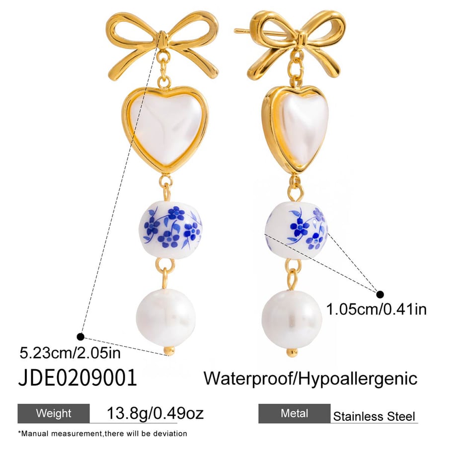 1 paio di orecchini pendenti da donna in acciaio inossidabile color oro con cuore classico Immagine2