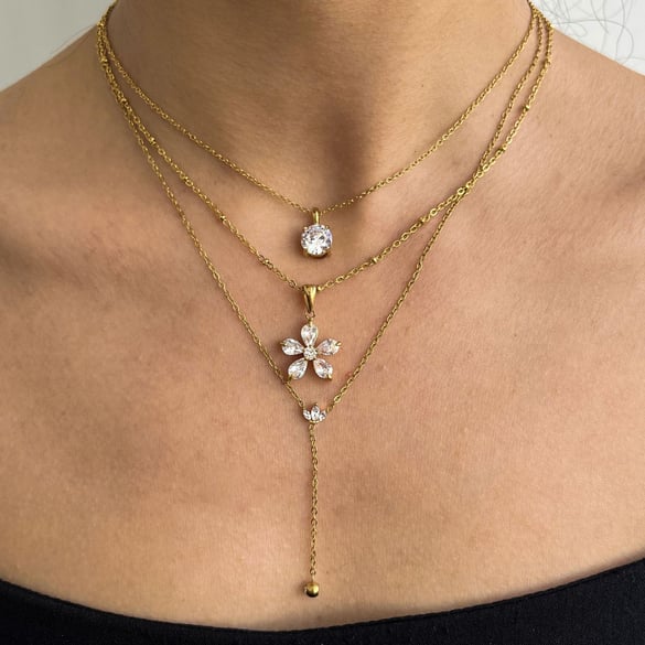 1 Stück anspruchsvolle Blume Edelstahl Gold Farbe Zirkon Damen Anhänger Halsketten