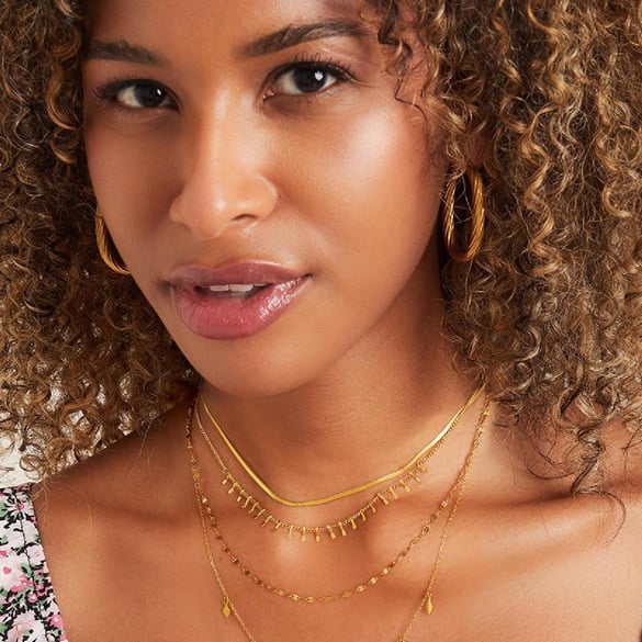 Multi-layered necklace