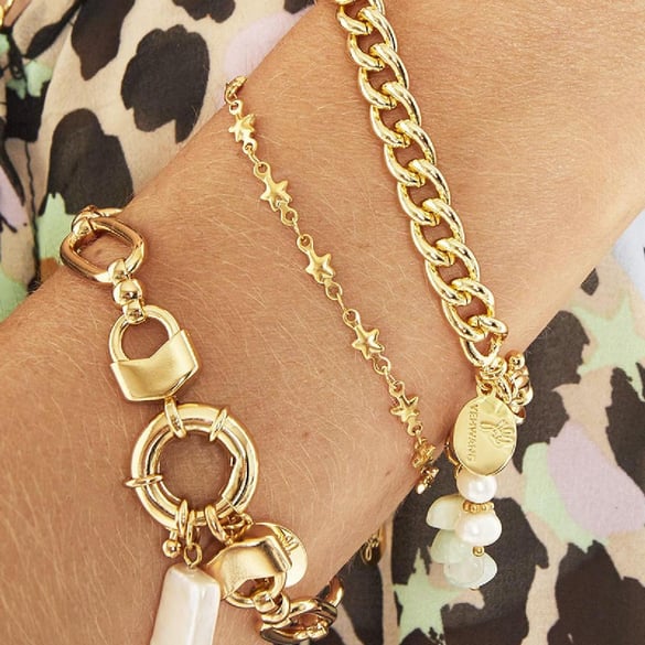 Armband mit Sternkette
