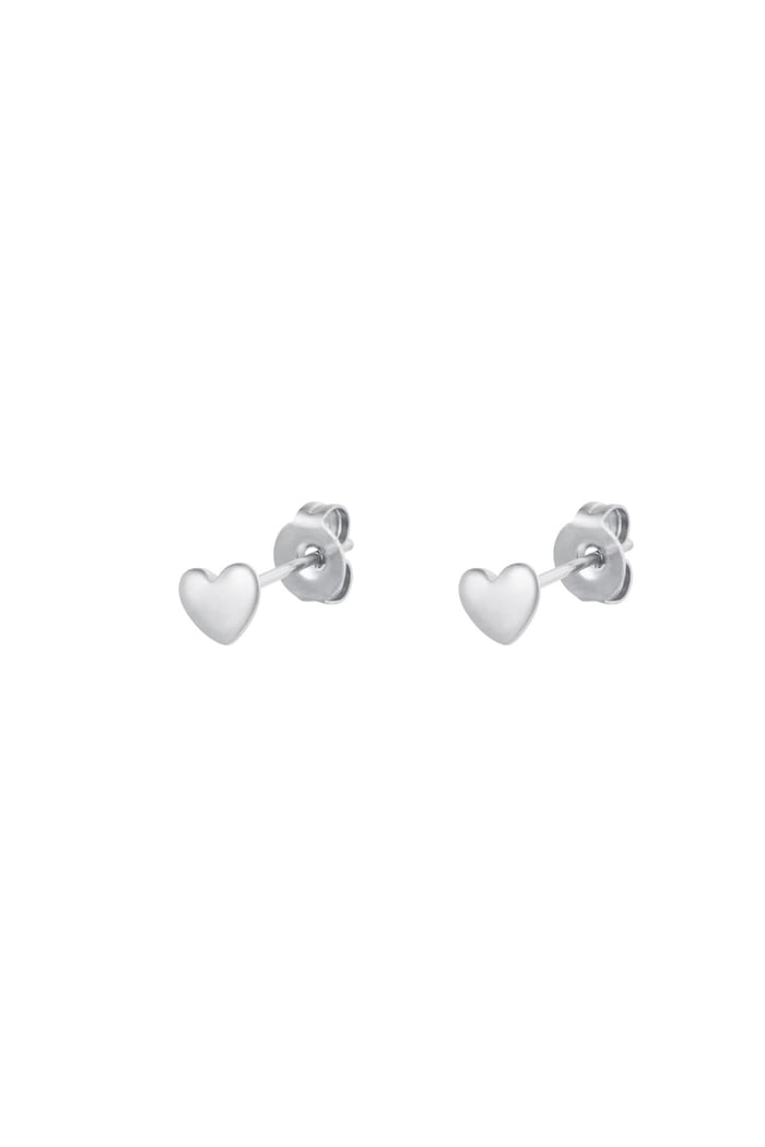 Stainless steel stud heart Silver color 