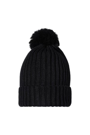 Beanie Furry Pompon Black Acrylic h5 