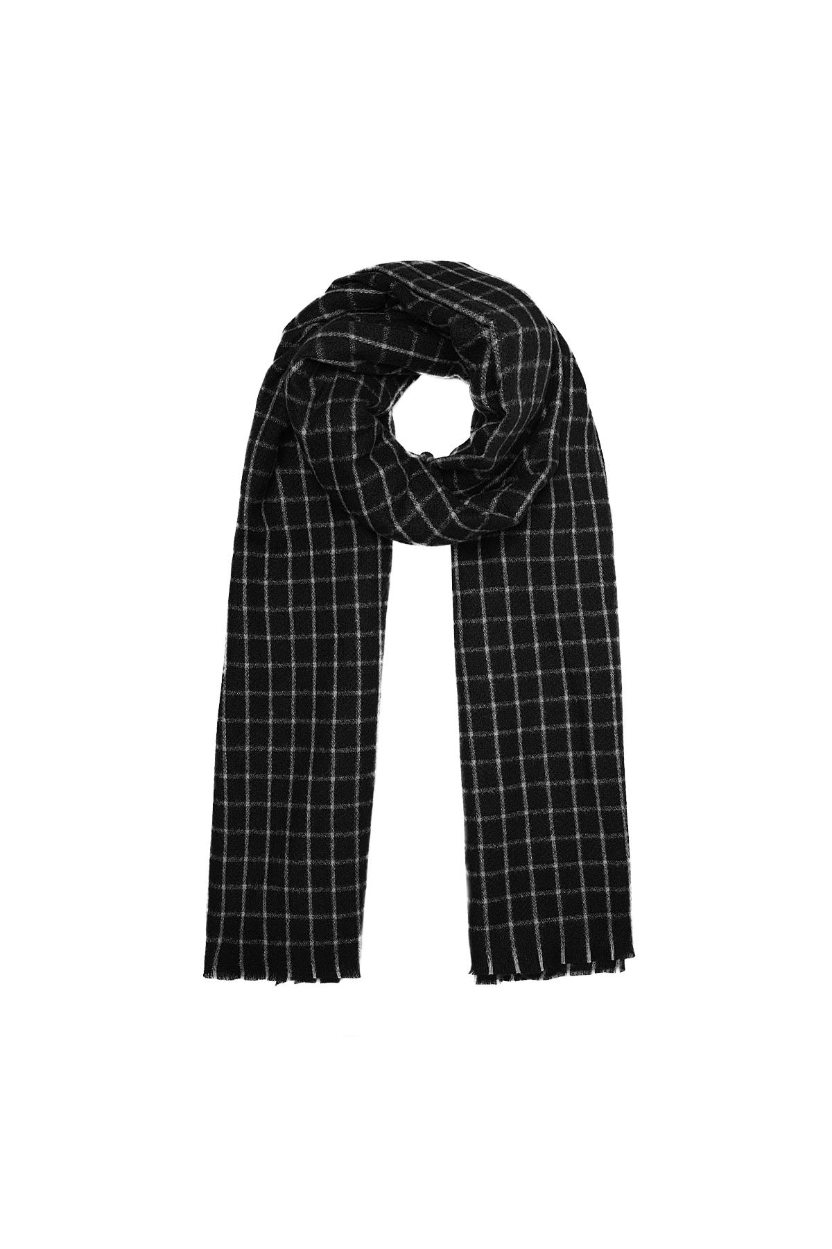 Black and white checkered winter scarf Acrylic 