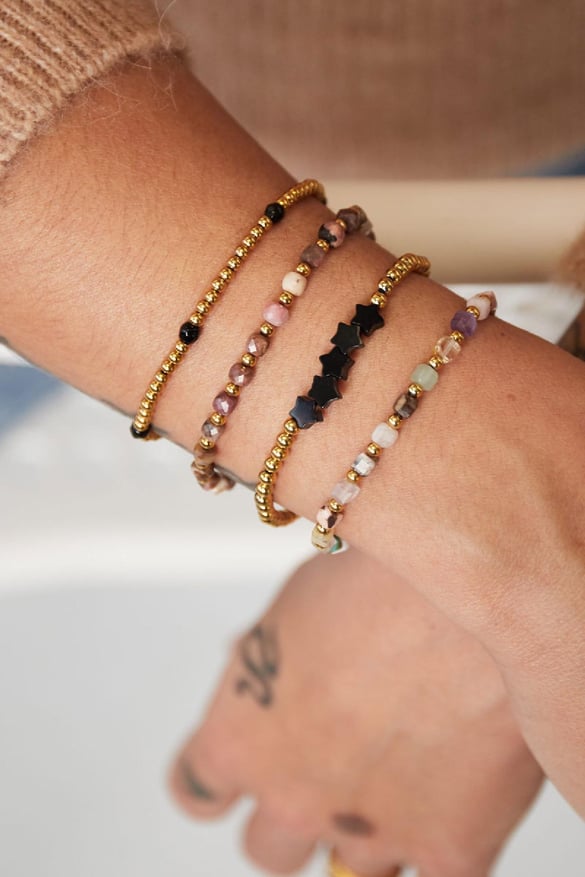 Beaded bracelet with star beads Black &amp; Silver Color Stainless Steel
