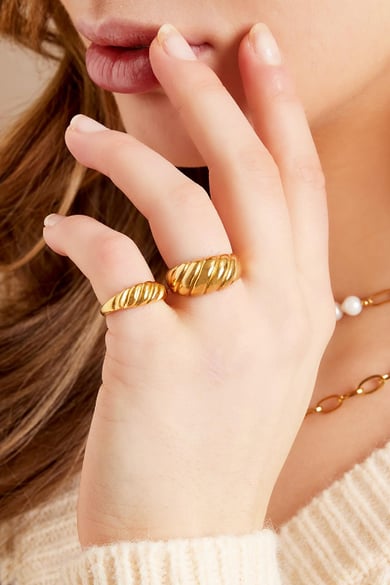 Anillo de acero inoxidable Color dorado 17 h5 Imagen3