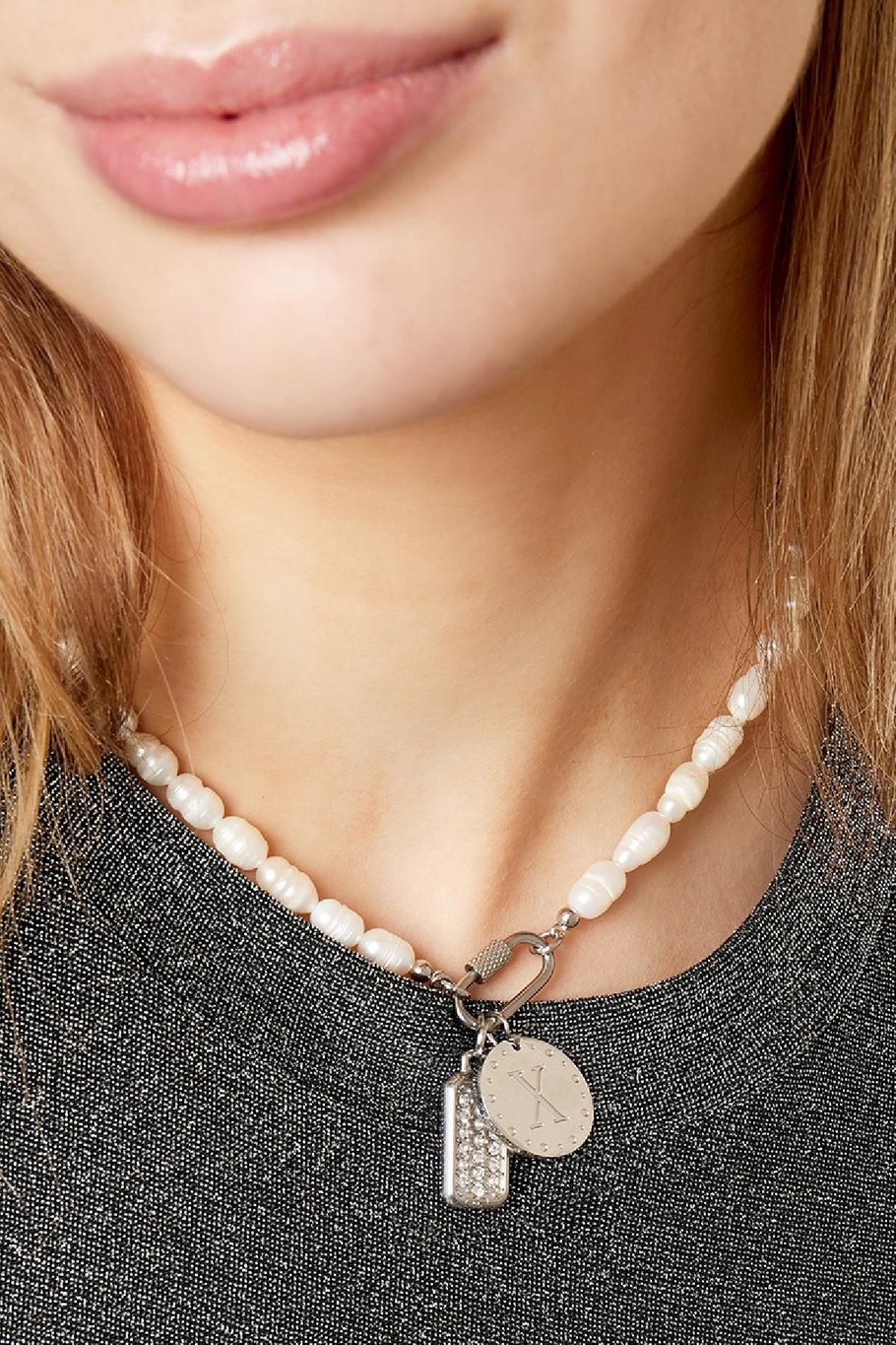 Circle charm initial A Silver Color Stainless Steel Picture3