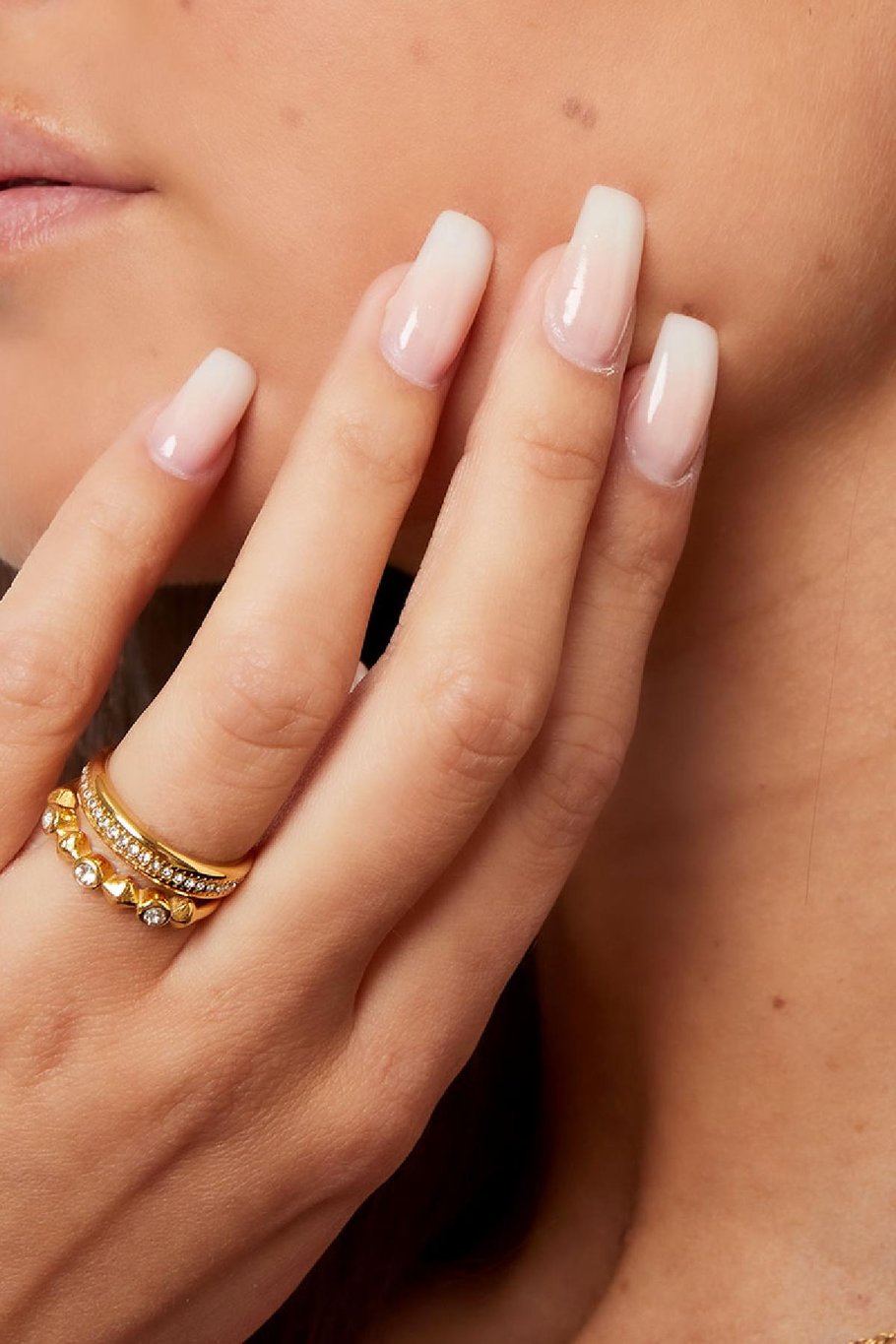 RVS ring met kleine zirkonia steentjes Goud kleur Stainless Steel 16 Afbeelding3