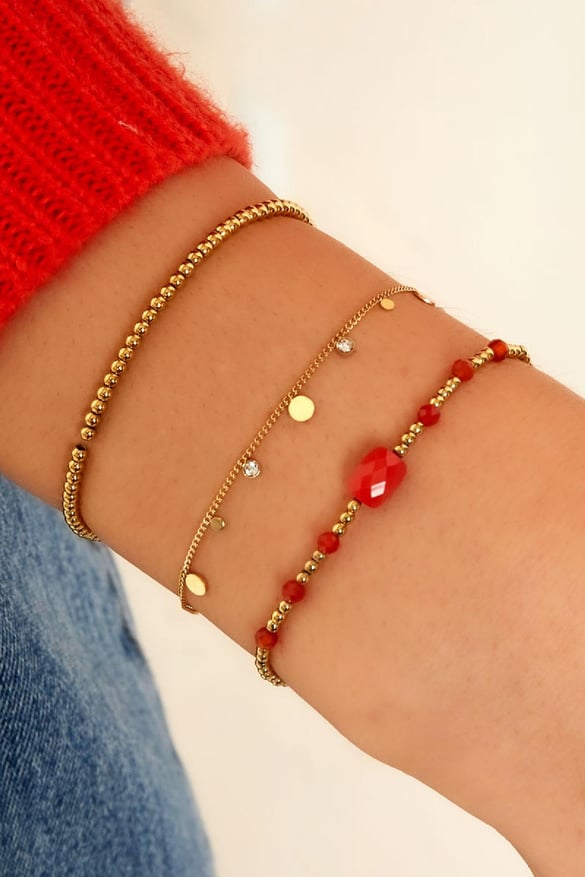 Pulsera sencilla con detalles de pedrería Color dorado Acero inoxidable 2