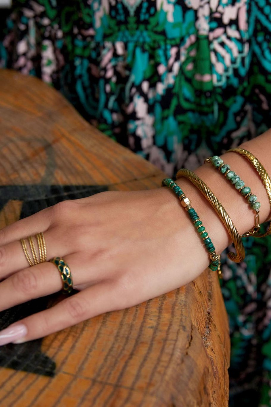 Bracelet with small colored stones Green &amp; Gold color Stainless Steel Picture4