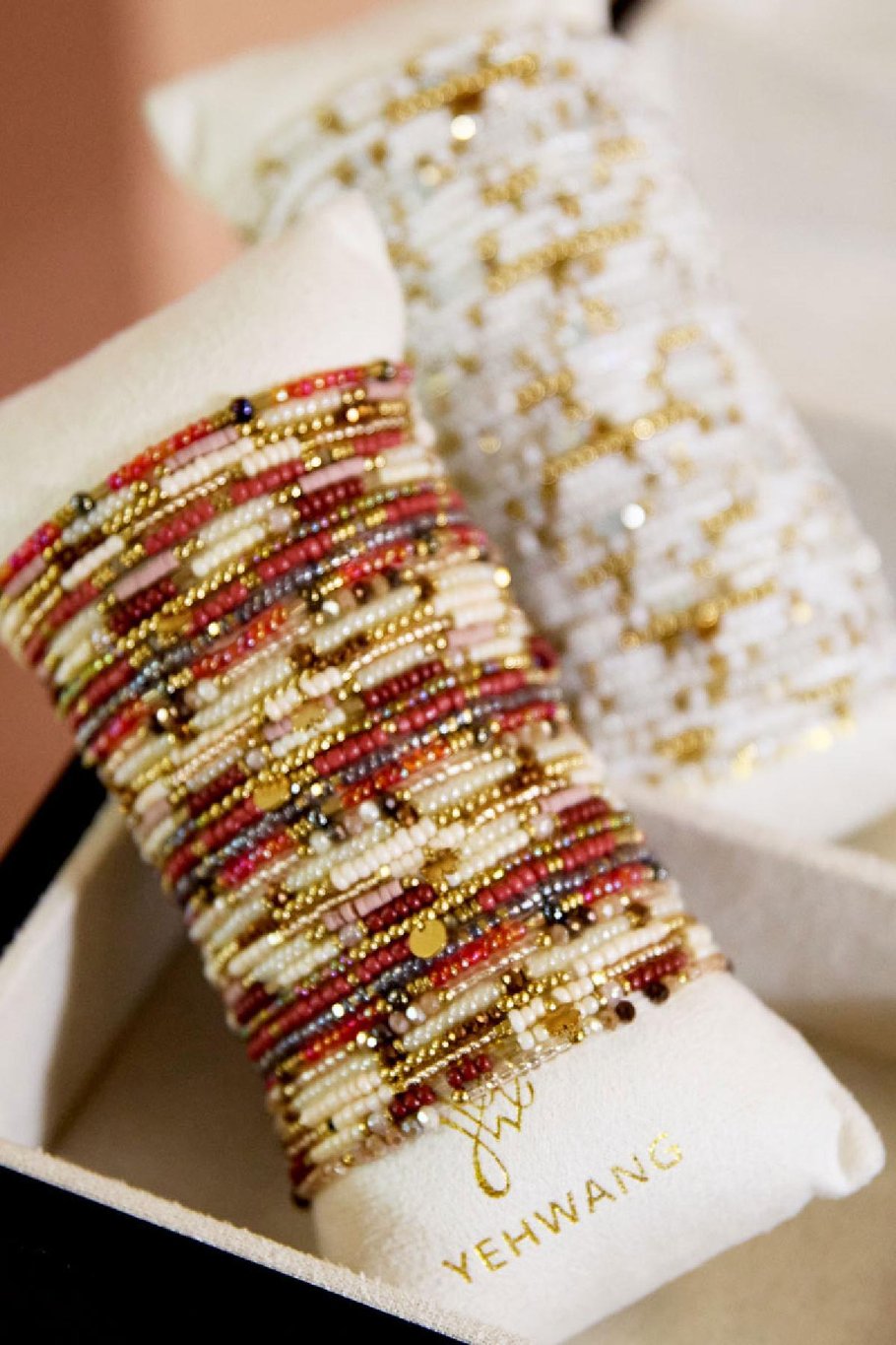 Zeigen Sie mit Armbändern bunte Perlen an Beige &amp; Goldfarbe Edelstahl Bild2