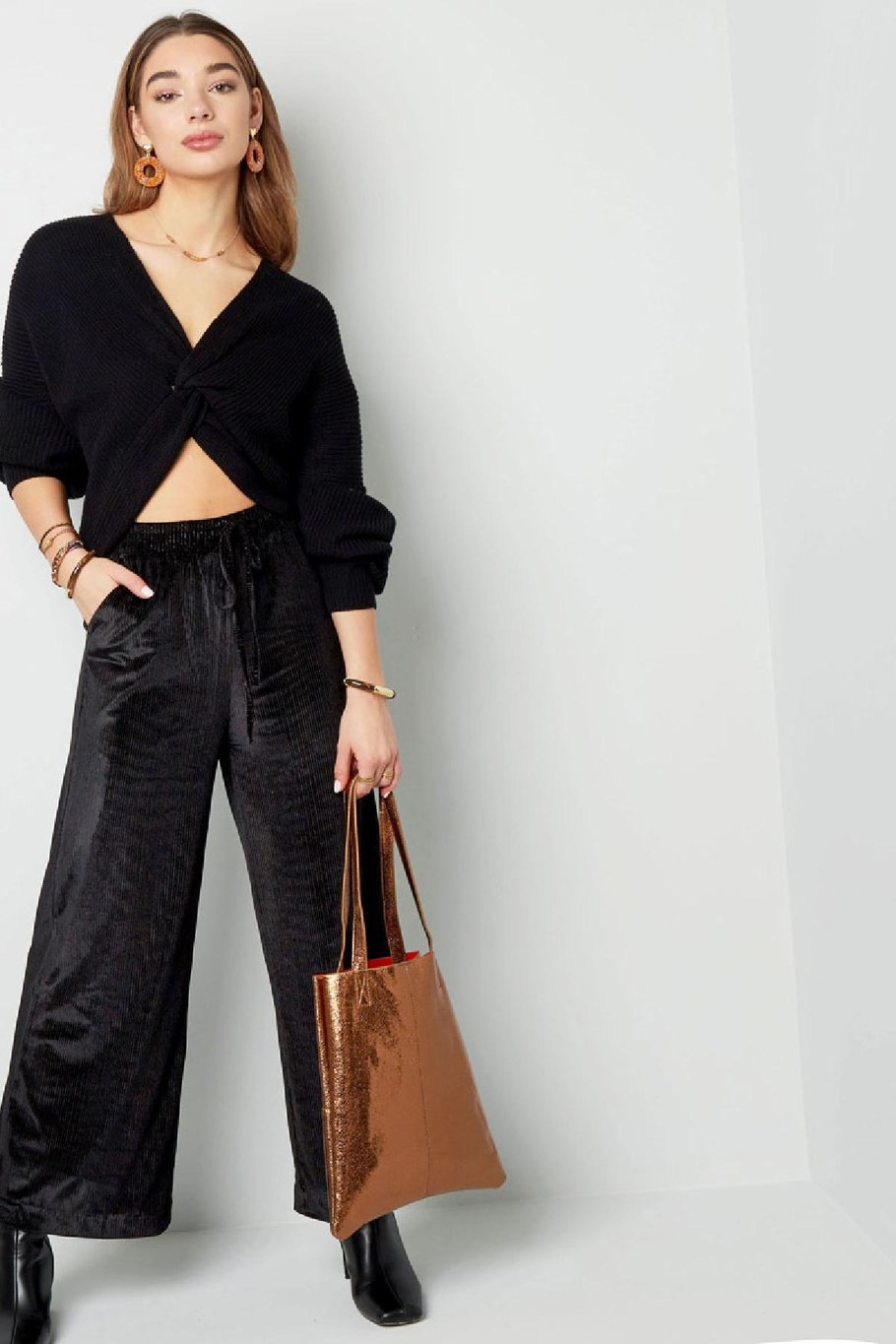 Shopper aus Metall Goldfarbe Polyurethan Bild6