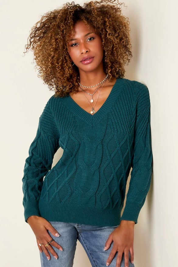 Knitted sweater with cable pattern Wine Red S/M
